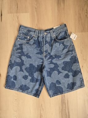 NWT We The Free Montana Short, Everything Floral, Size 27